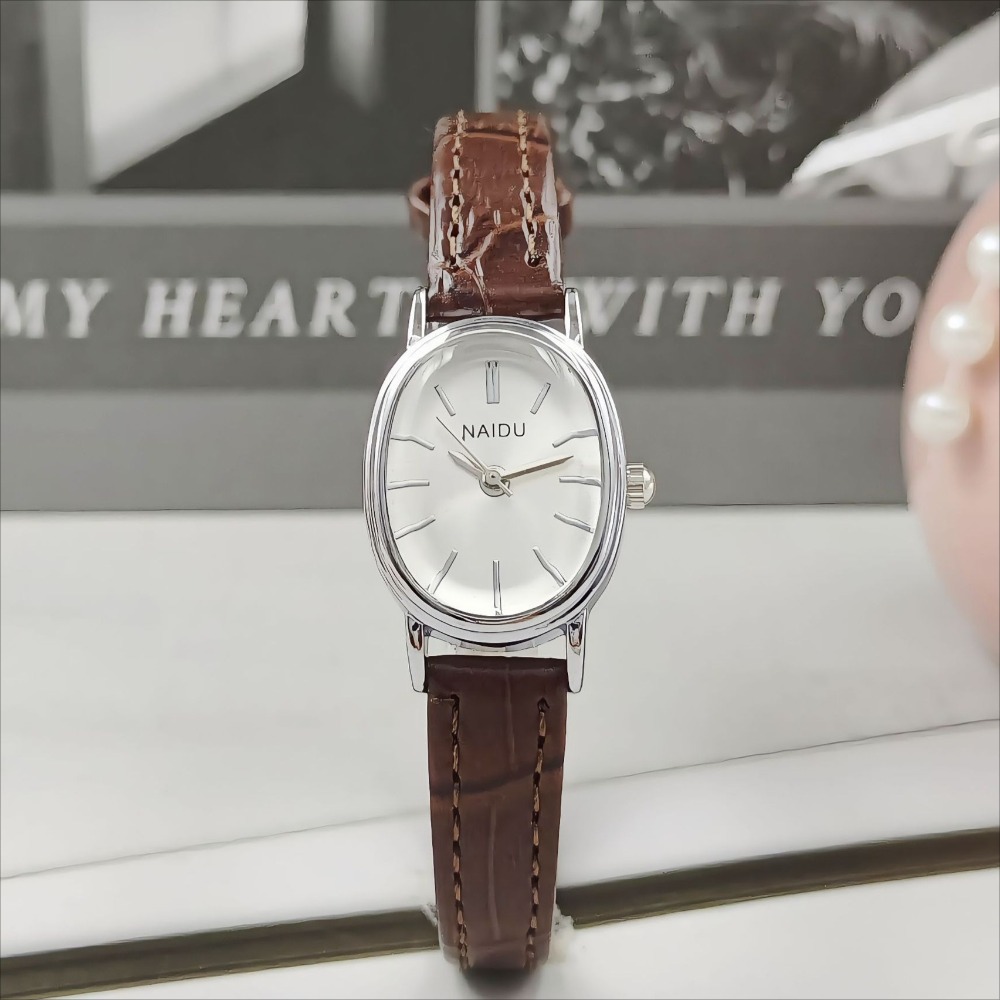 Fashion Brand Women Oval Dial  - огляд і ціна Luxury Watch With Leather Strap