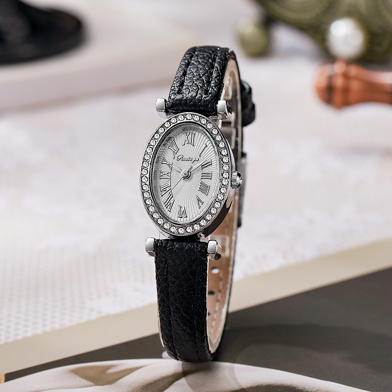 Luxury Watch Women Fashion Ova - огляд і ціна Luxury Watch With Leather Strap