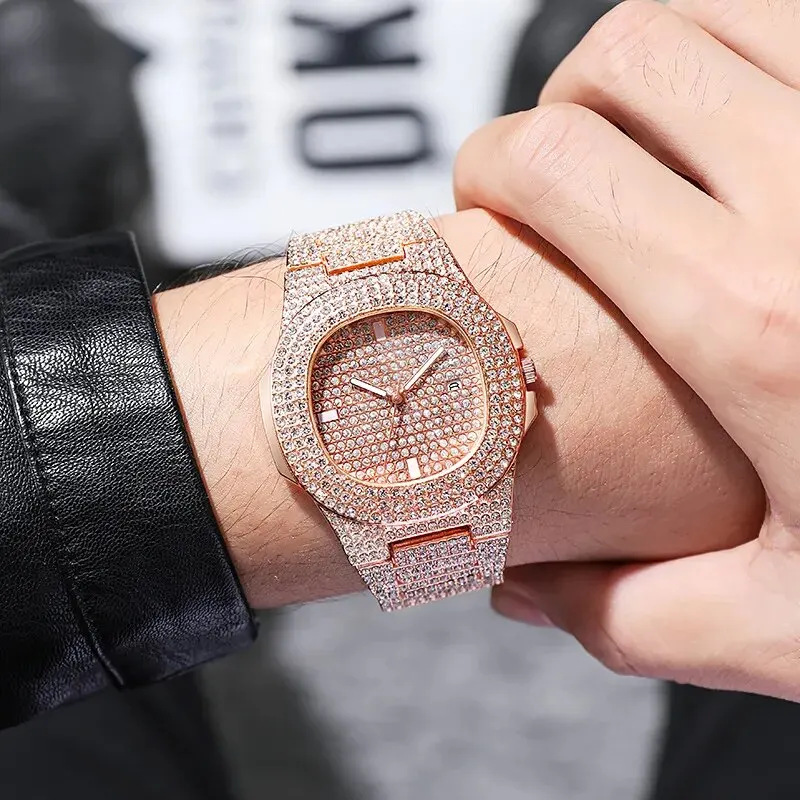 New Fashionable Full Diamond M - огляд і ціна Luxury Watch Trading